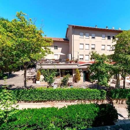Hotel Falco D'Oro Tole エクステリア 写真