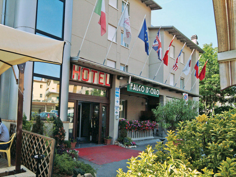 Hotel Falco D'Oro Tole エクステリア 写真