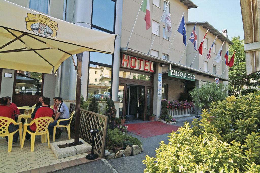 Hotel Falco D'Oro Tole エクステリア 写真